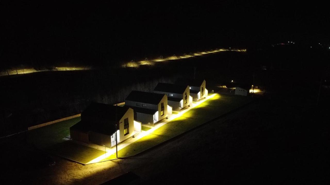 Complex Lunlo Village Brezoi Exterior photo